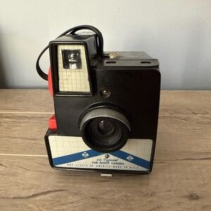 Boy Scouts of America Official Cub BSA 620 Film Bakelite Box Camera UNTESTED
